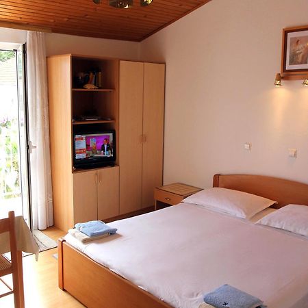 Apartments J&R Babara Биоград на Мору Стая снимка