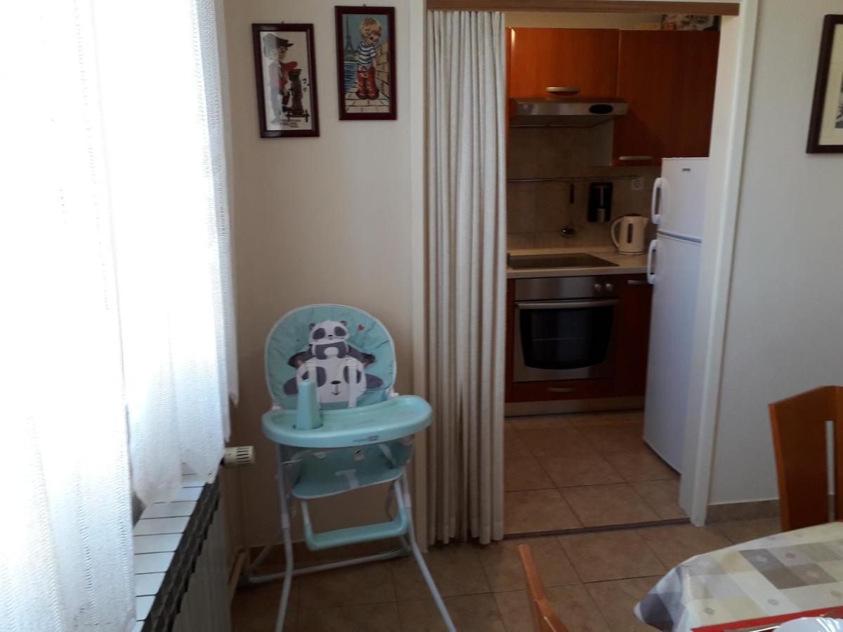 Apartments J&R Babara Биоград на Мору Екстериор снимка