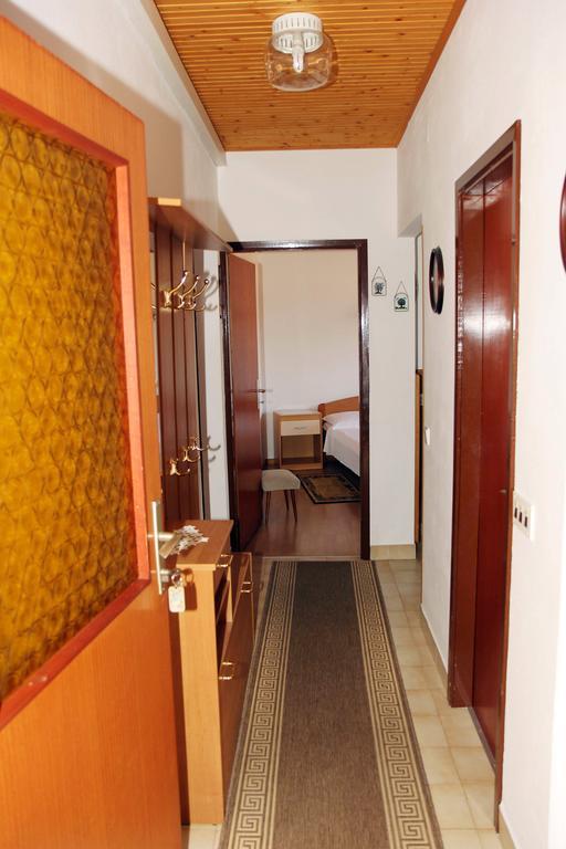 Apartments J&R Babara Биоград на Мору Стая снимка