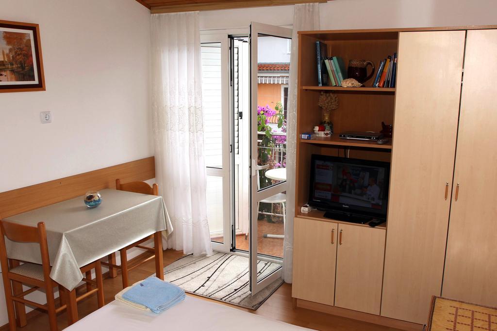 Apartments J&R Babara Биоград на Мору Стая снимка