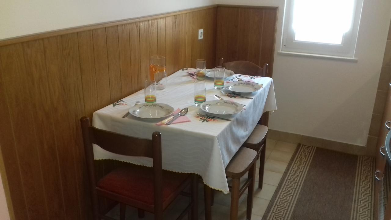 Apartments J&R Babara Биоград на Мору Екстериор снимка
